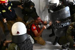 ΠΥΡΟΣΒΕΣΤΕΣ ΜΑΤ