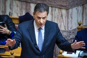 O Θεόδωρος Σκυλακάκης
