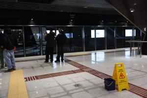 Κόσμος στο Μετρό Θεσσαλονίκης