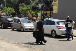ΙΕΡΕΑΣ ΚΑΘΕΙΡΞΗ 27 ΕΤΩΝ ΓΙΑ ΒΙΑΣΜΟΥΣ