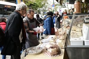 Στιγμιότυπο από την Βαρβάκειο Αγορά με τα Σαρακοστιανά, Φεβρουάριος 2025