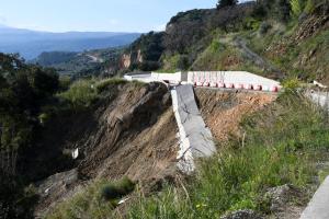 Παραλιακός δρόμος Λάρισα - Βόλος