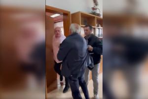 ΜΠΕΟΣ ΕΠΙΘΕΣΗ ΣΕ ΔΗΜΟΤΙΚΟ ΣΥΜΒΟΥΛΟ