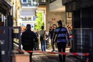 ΓΙΟΣ ΣΚΟΤΩΣΕ ΤΗ ΜΑΝΑ ΤΟΥ ΣΤΗ ΛΑΡΙΣΑ