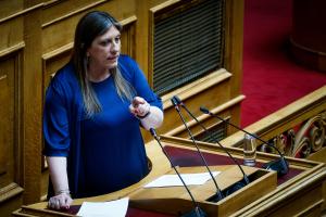 Η Ζωή Κωνσταντοπούλου στο βήμα της Βουλής
