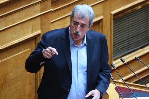 Ο Παύλος Πολάκης μιλάει στην ολομέλεια της Βουλής