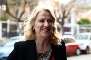 Η Ρένα Δούρου