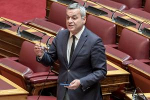 Ο Χάρης Μαμουλάκης