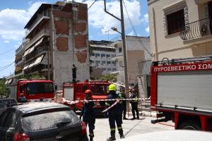 Κατάρρευση πολυκατοικίας στα Πετράλωνα