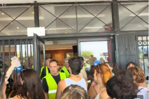 Ένταση σε ορκωμοσία στο ΑΠΘ