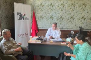 Συνάντηση του Κώστα Αρβανίτη με την πρόεδρο του Σωματείου Εργαζομένων της Estée Lauder Hellas, Άννα Αμαραντίδου