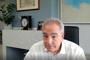 Ο Θάνος Ντόκος στην δήθεν τηλεδιάσκεψη με Ρώσους φαρσέρ