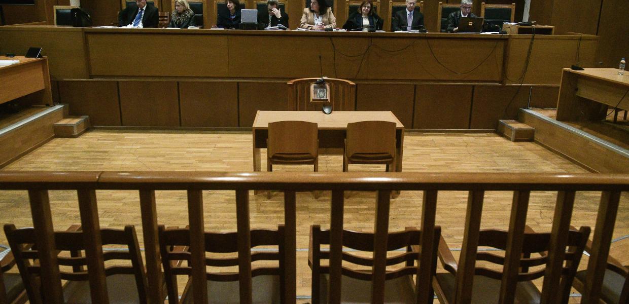 ΑΙΘΟΥΣΑ ΔΙΚΑΣΤΗΡΙΟΥ ΔΙΚΗ ΧΡΥΣΗΣ ΑΥΓΗΣ