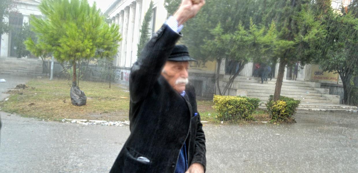 Μανώλης Γλέζος