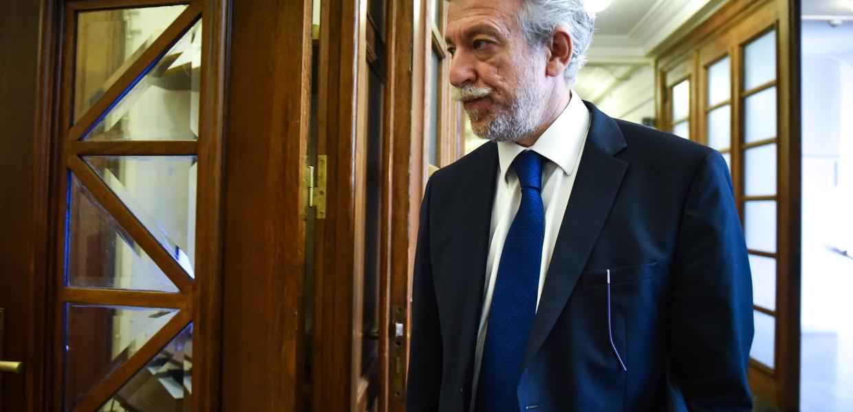 Σταύρος Κοντονής