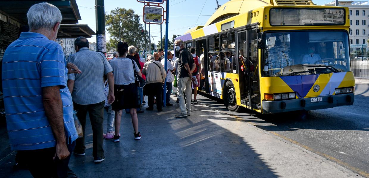 τρόλεϊ κόσμος στάση