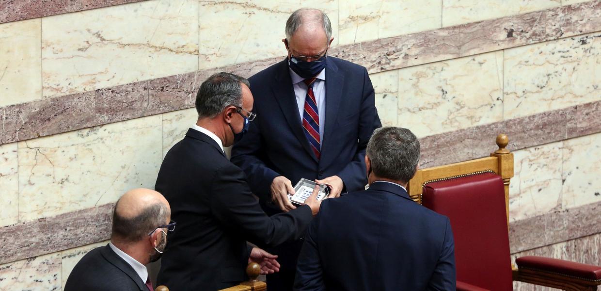 Σταικούρας Βουλή