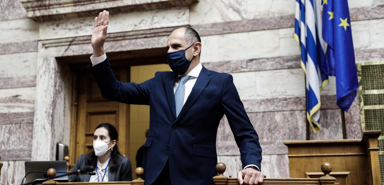 Ο Γιώργος Γεραπετρίτης στη Βουλή