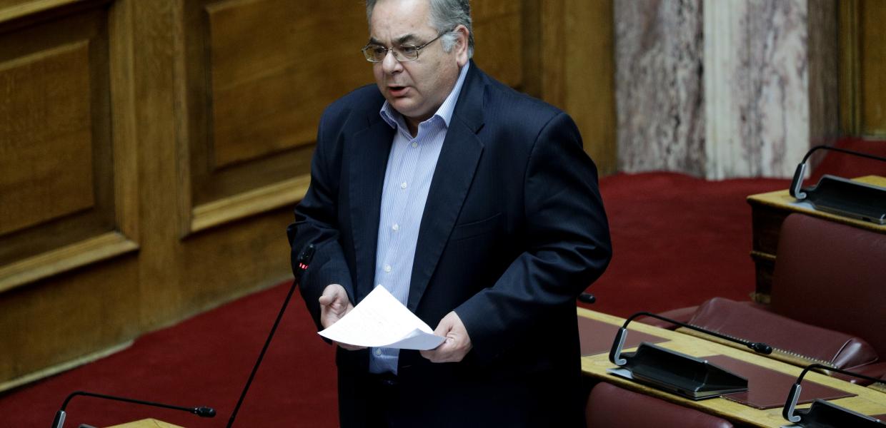 Ο Γιώργος Λαμπρούλης στη Βουλή