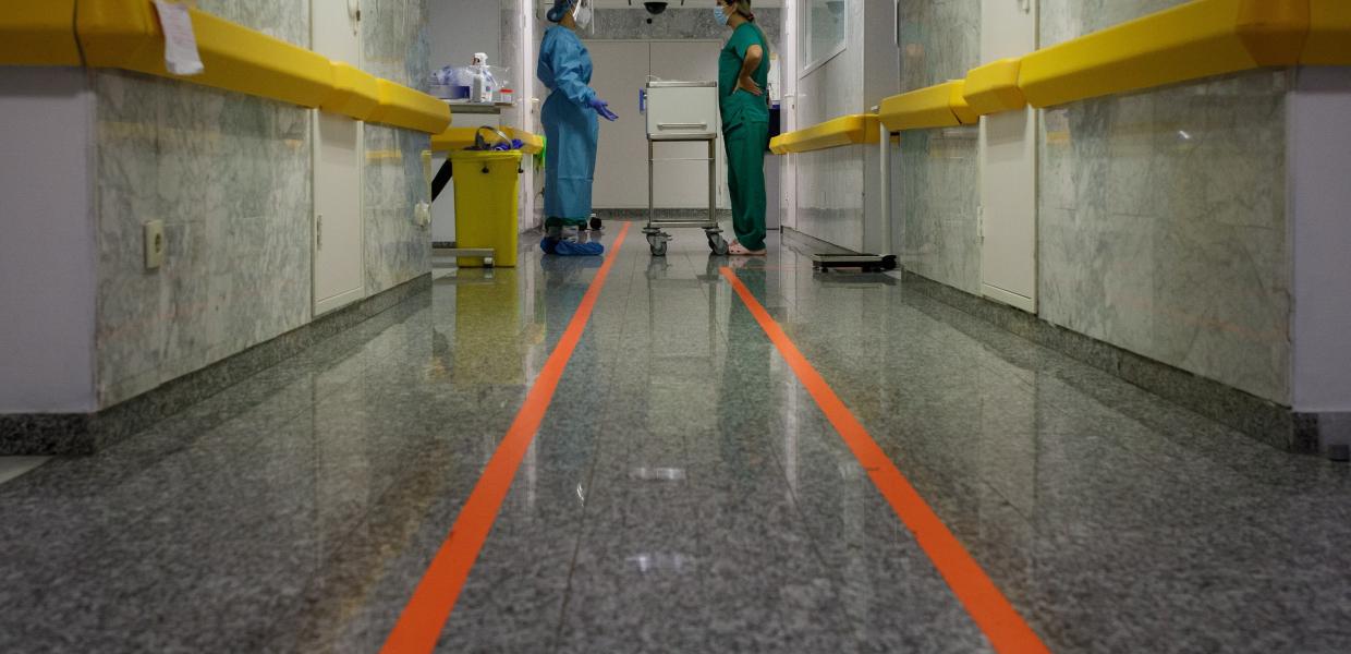 κορωνοιοός ισπανία νοσοκομείο γιατροί