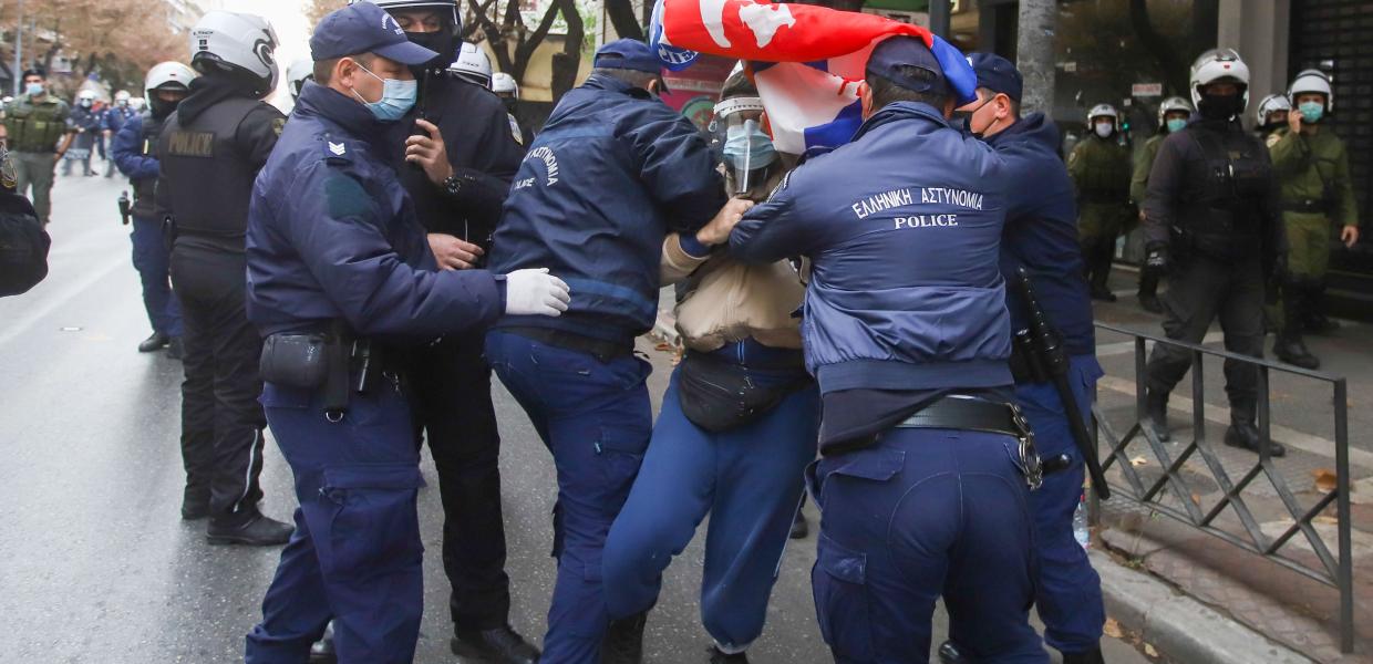 Βία αστυνομίας στη Θεσσαλονίκη