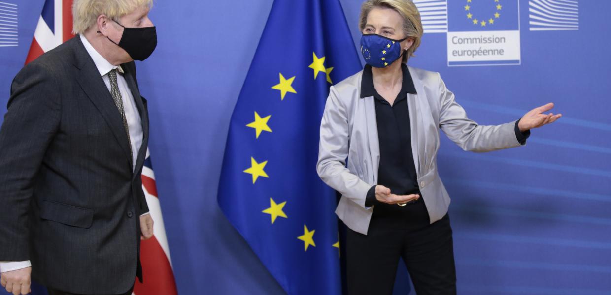 ΤΖΟΝΣΟΝ ΦΟΝ ΝΤΕΡ ΛΑΪΕΝ