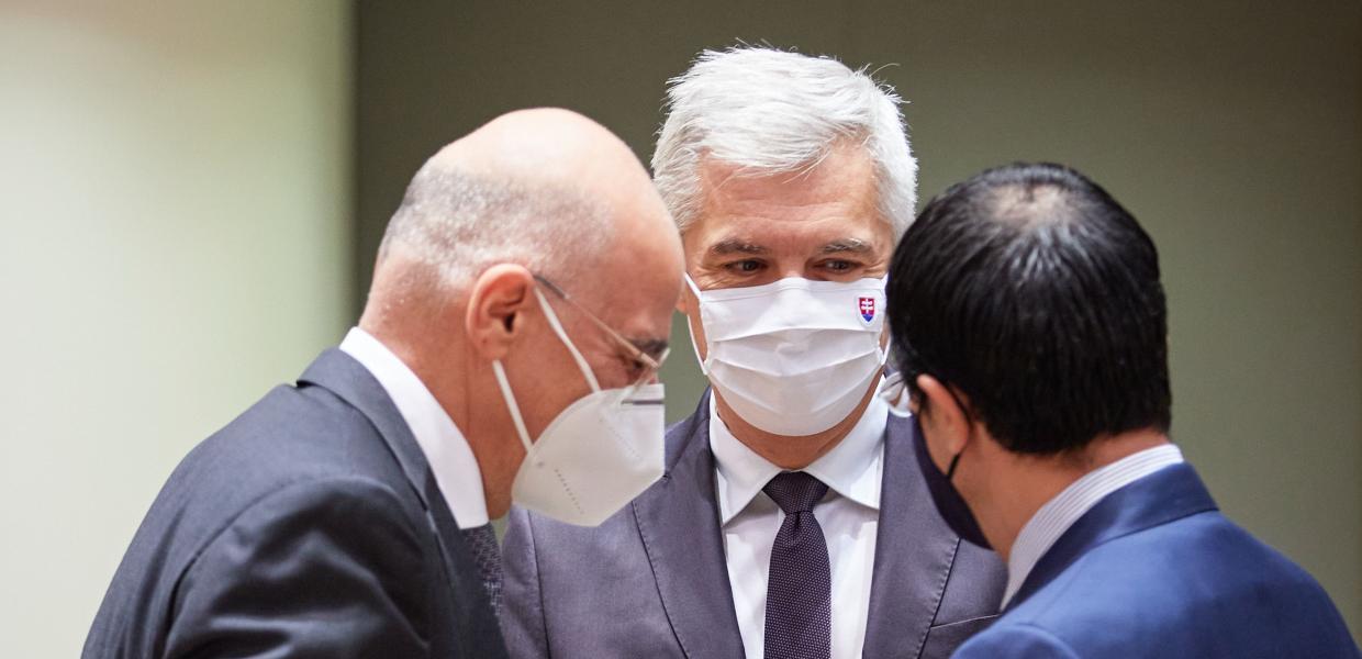 ΔΕΝΔΙΑΣ
