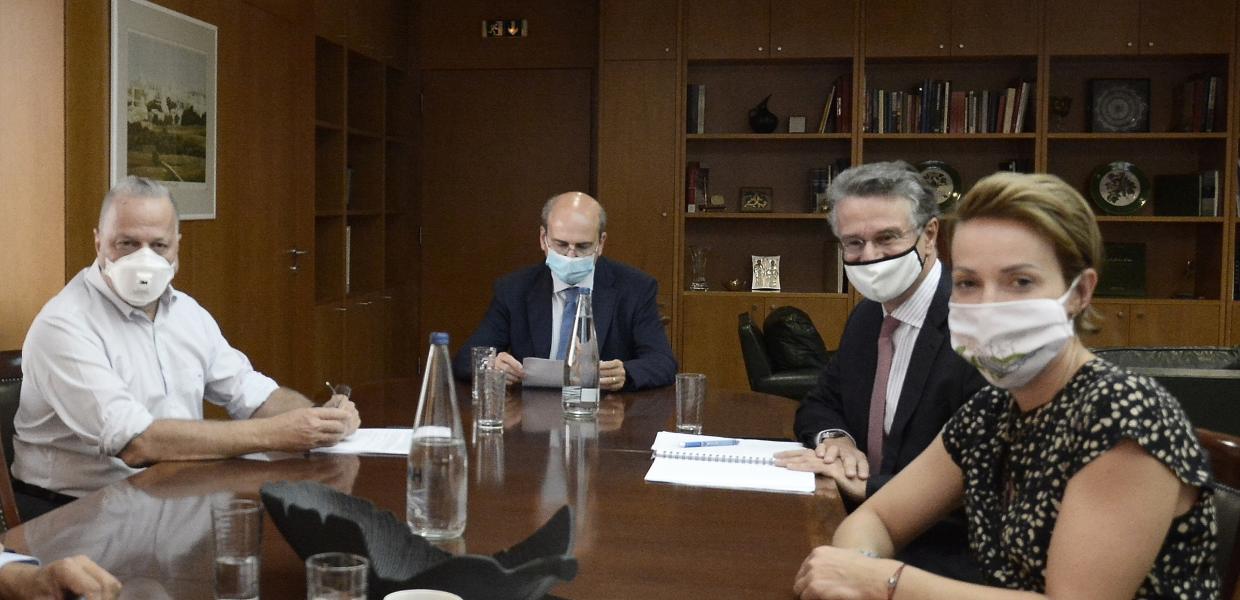 ΧΑΤΖΗΔΑΚΗΣ