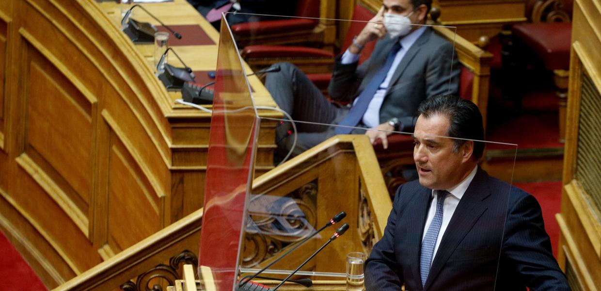 Άδωνις Γεωργιάδης και Κυριάκος Μητσοτάκης στη Βουλή