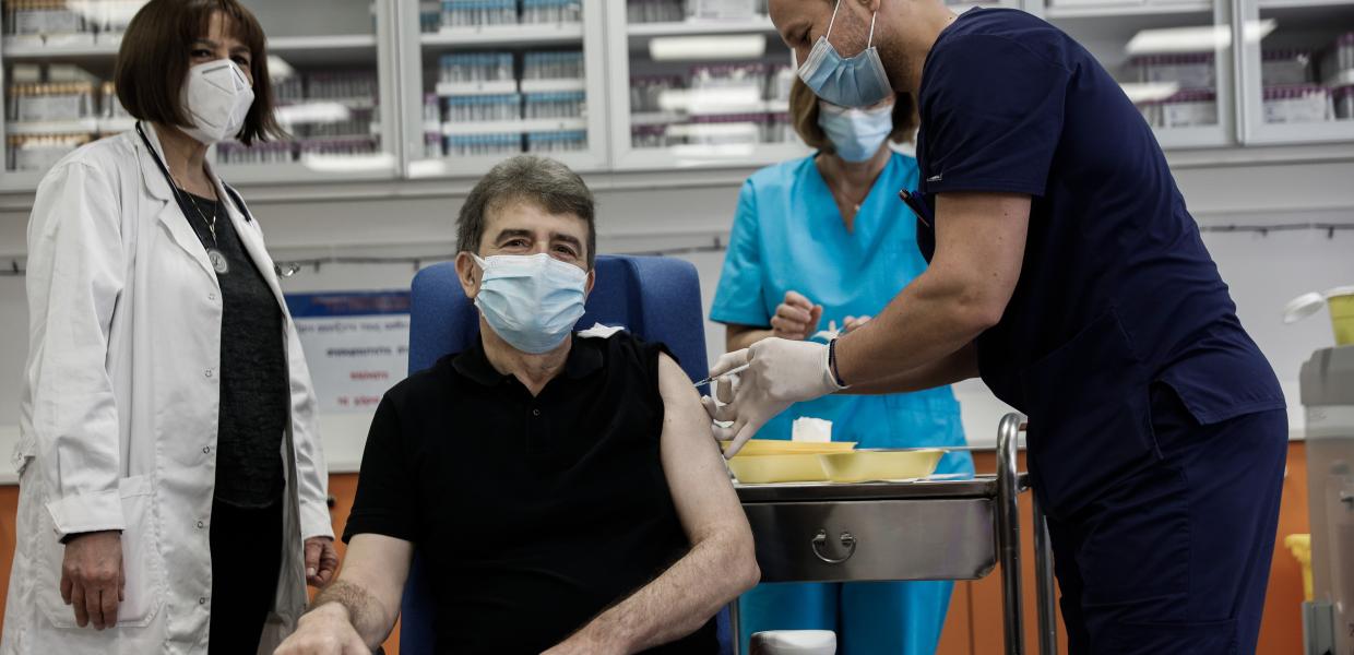 Εμβόλιο Χρυσοχοΐδης