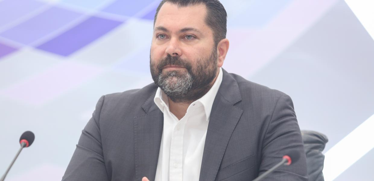 Λευτέρης Κρέτσος