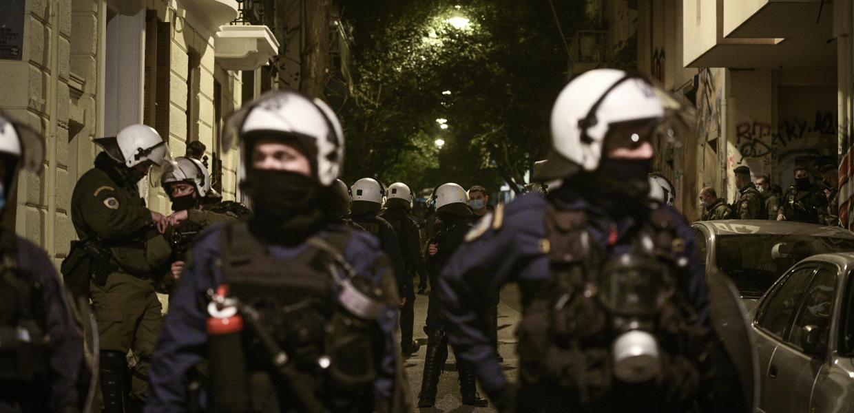 ΜΑΤ στα Εξάρχεια