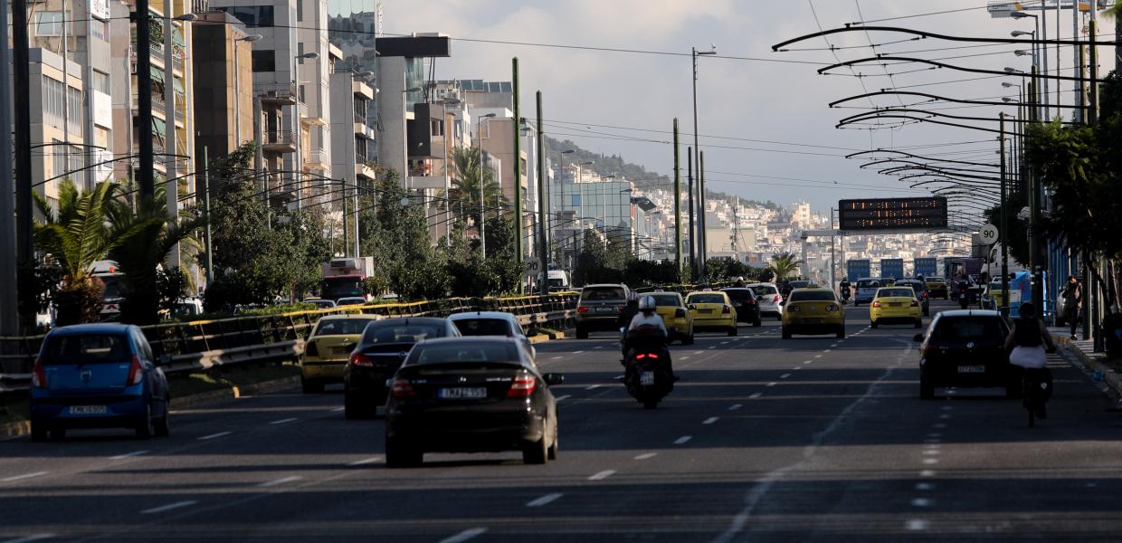 Αυτοκίνητα στην λεωφόρο Συγγρού
