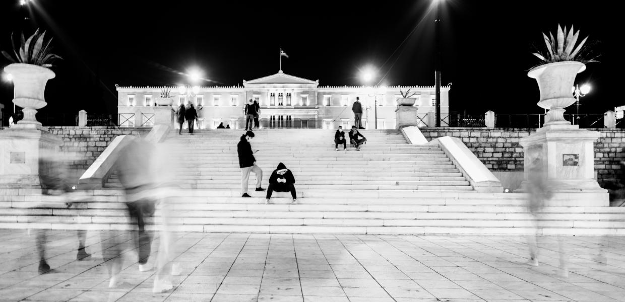 σύνταγμα Πανδημία