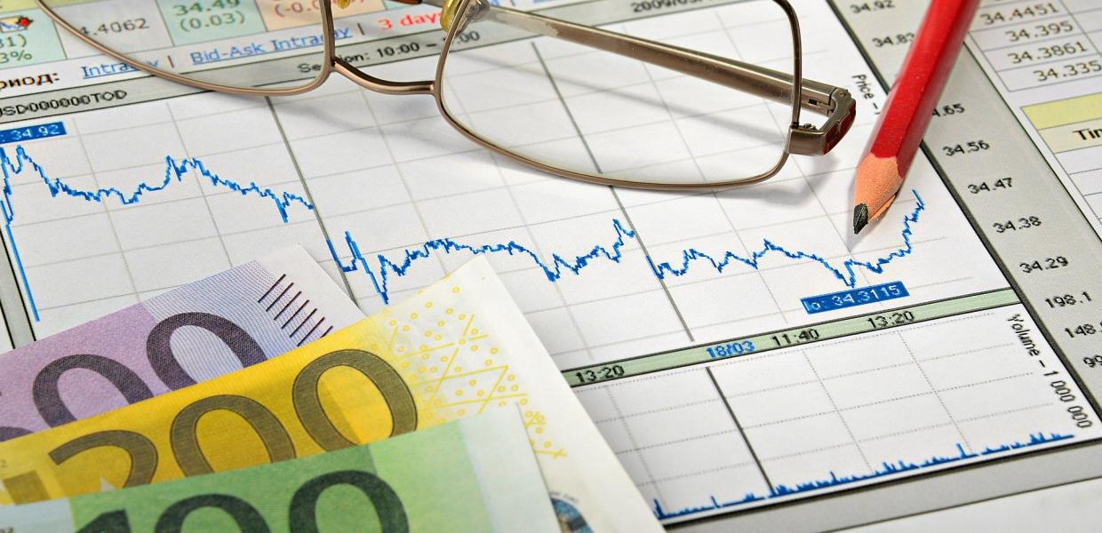 χρήματα πληρωμές φορολογούμενος