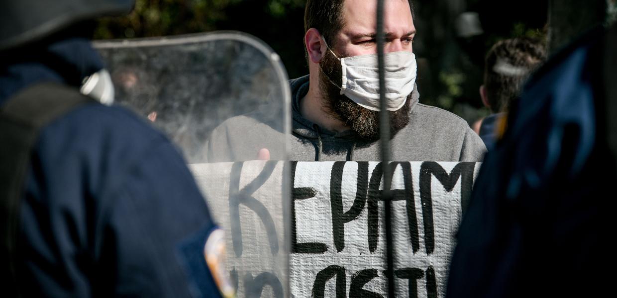 Αστυνομικοί και φοιτητές