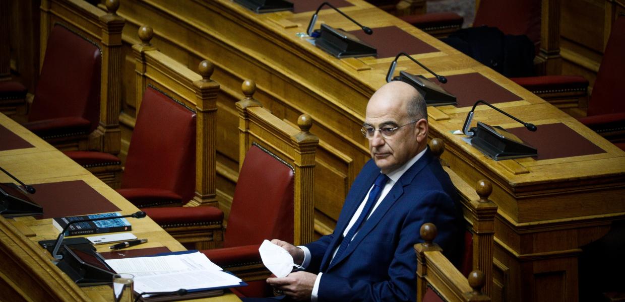 Ο Νίκος Δένδιας στη Βουλή