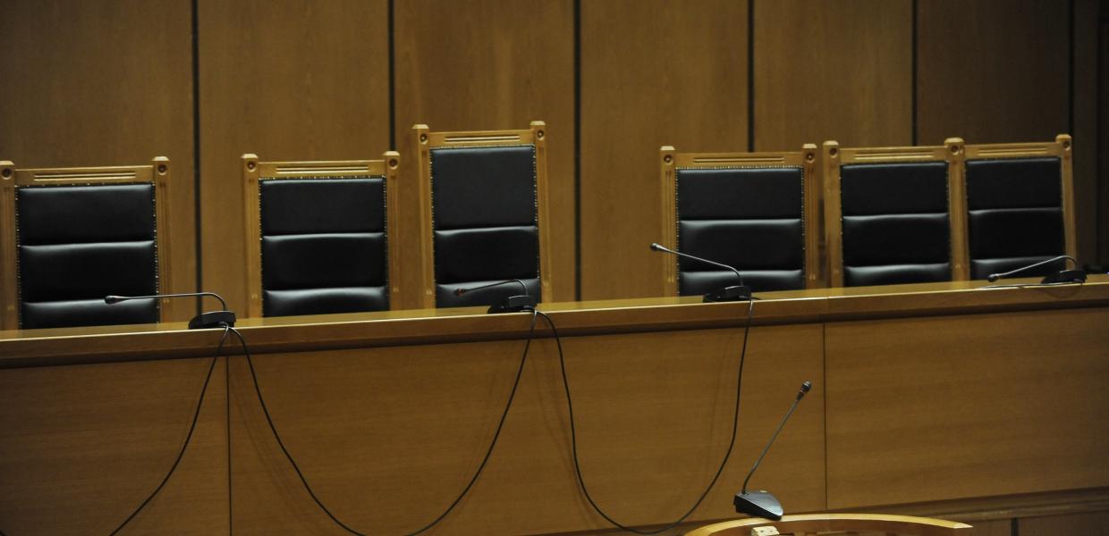 δικαστήριο αίθουσα
