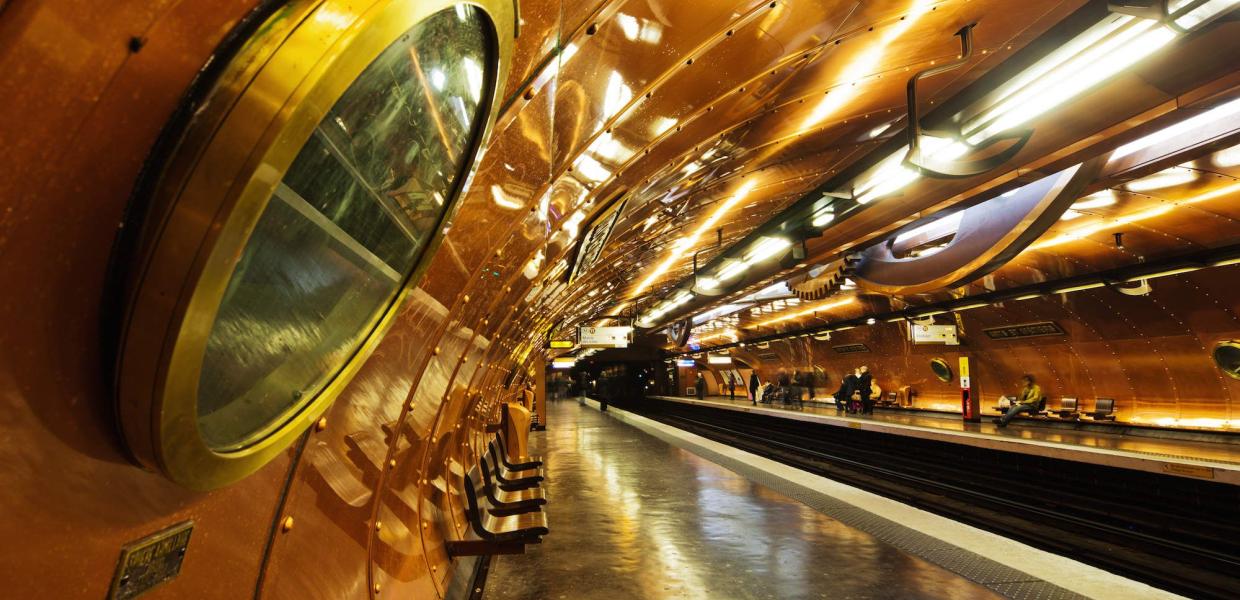 Μετρό στο Παρίσι (station métro arts et métiers)