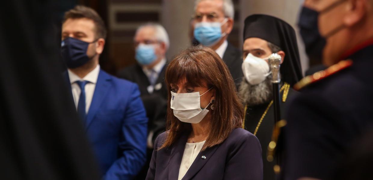 Η Κατερίνα Σακελλαροπούλου στη δοξολογία της Πρωτοχρονιάς