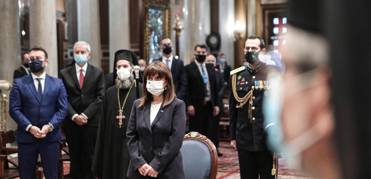 Η Κατερίνα Σακελλαροπούλου στη δοξολογία της Πρωτοχρονιάς