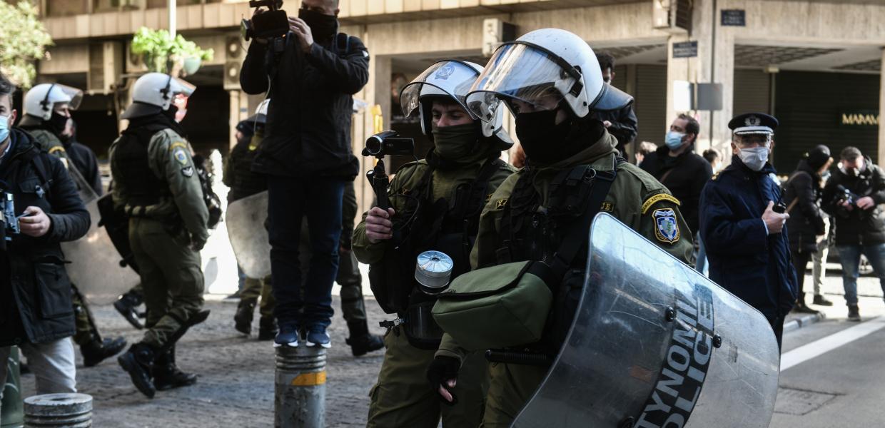 Αστυνομικοί σε διαδήλωση