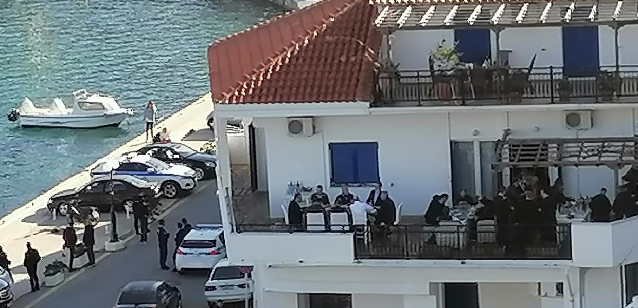 Φαγοπότι Μητσοτάκη στην Ικαρία