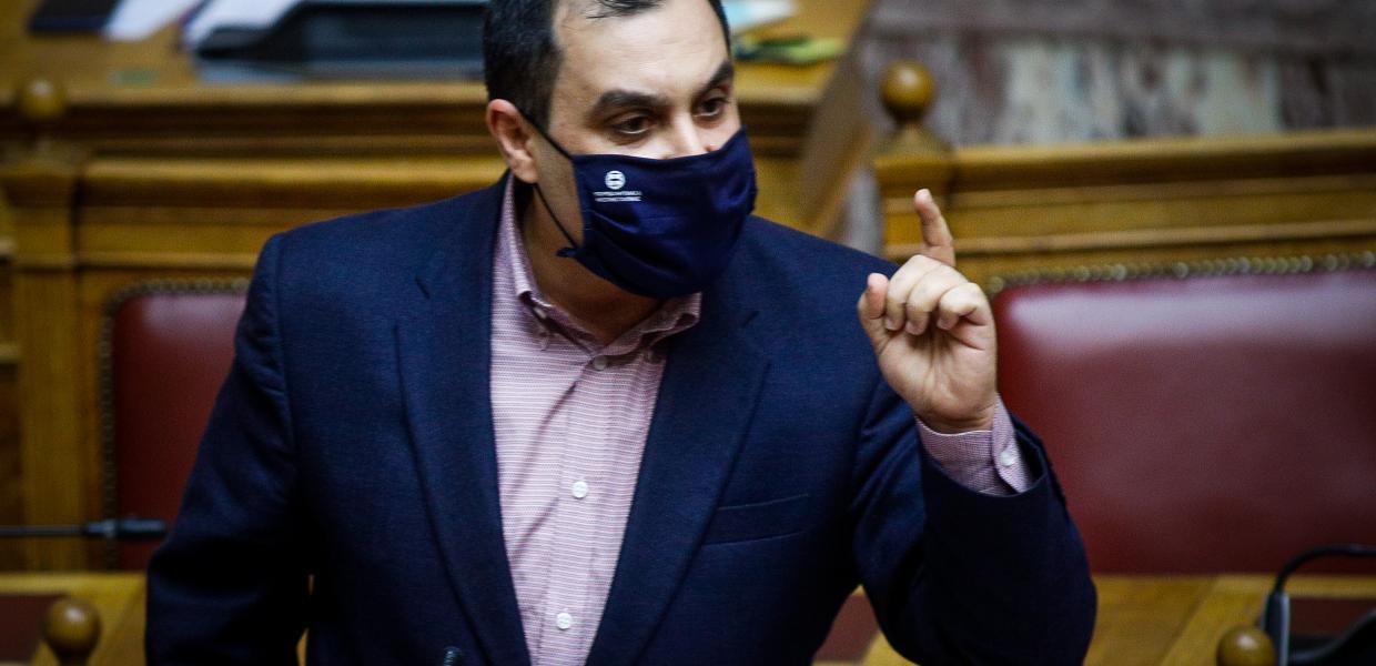 Κώστας Κατσαφάδος