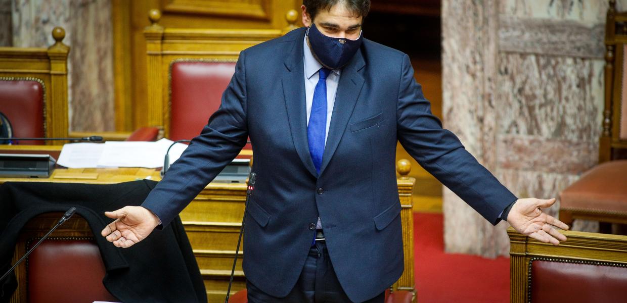 Ο Θόδωρος Λιβάνιος στη Βουλή