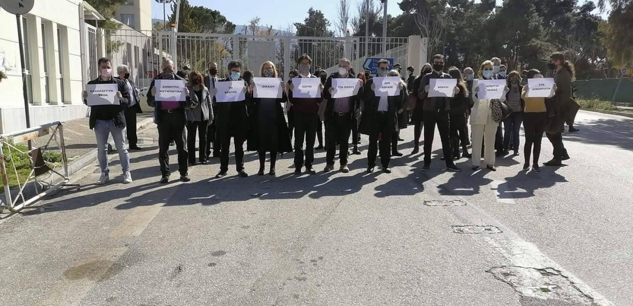 Δικηγόροι Κουφοντινας Διαμαρτυρία