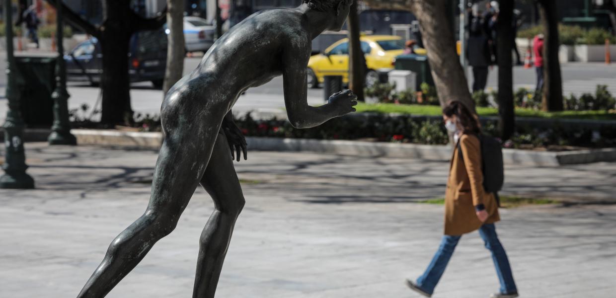 Στιγμιότυπο από την πλατεία Συντάγματος 