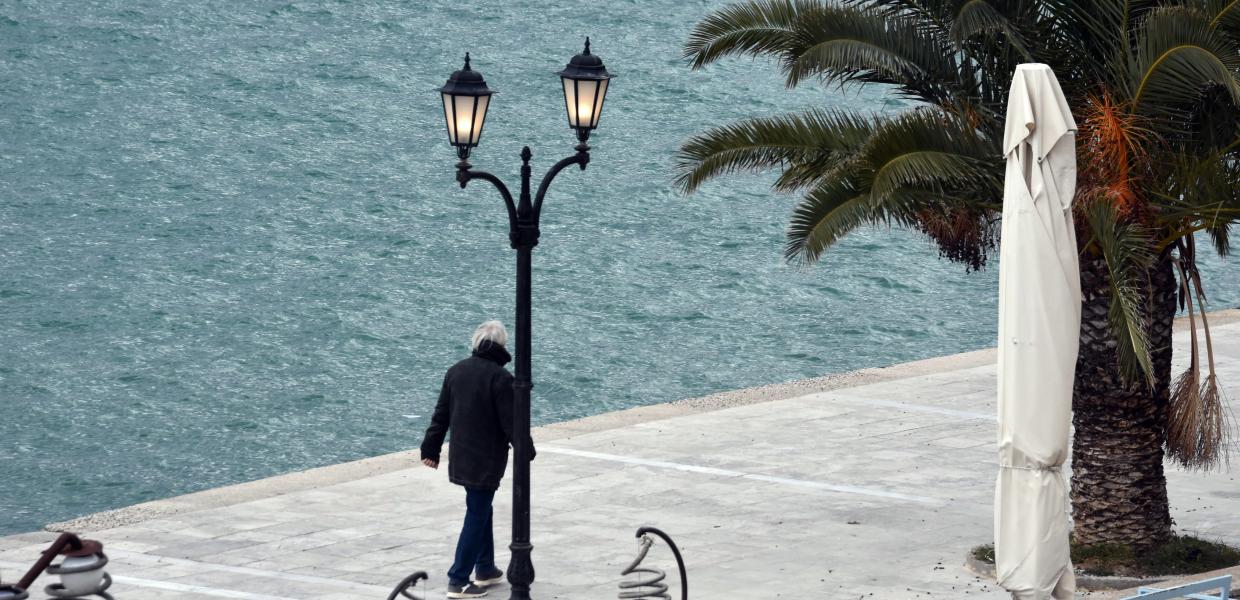 ΚΡΟΥΣΜΑΤΑ ΚΟΡΩΝΟΙΟΣ