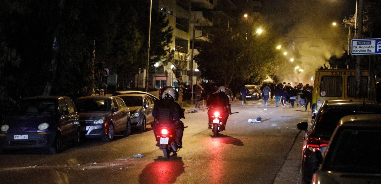 ΑΣΤΥΝΟΜΙΚΗ ΒΙΑ ΝΕΑ ΣΜΥΡΝΗ