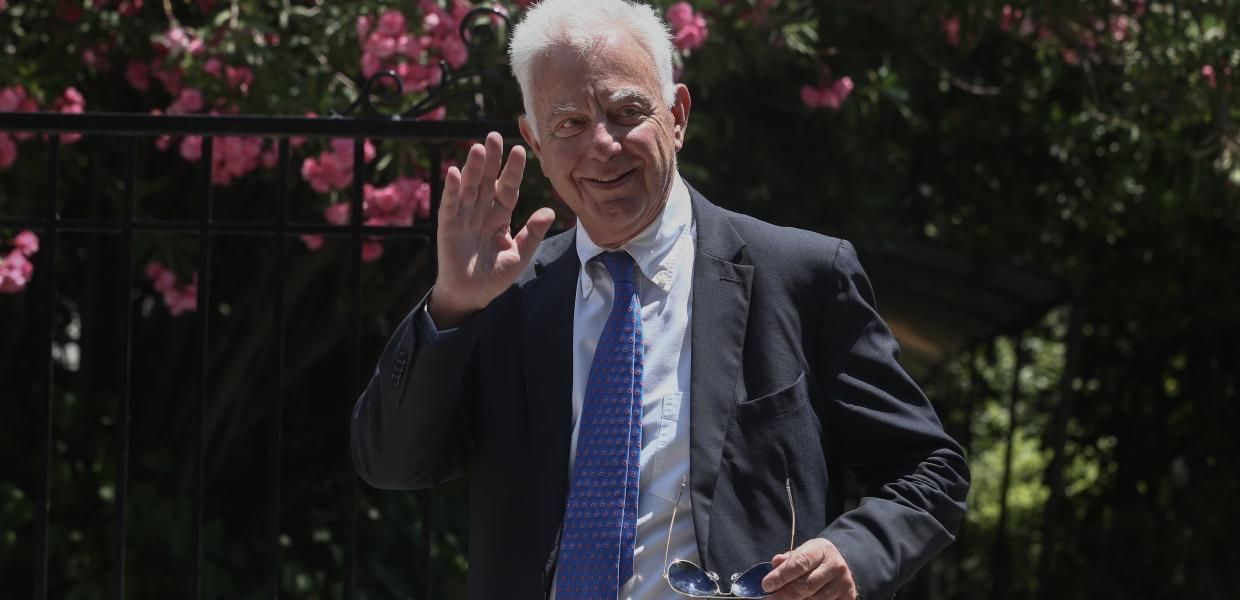 Παναγιώτης Πικραμένος 